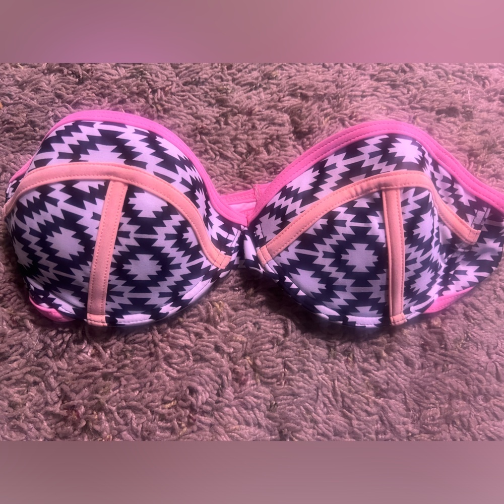 Xhilaration | great used bikini swimsuit. Strapless, art deco. Sz medium on both - Picture 13 of 15
